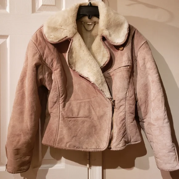 Synergy Ventage Suede Jacket with Faux Fur Lining - Picture 2 of 11